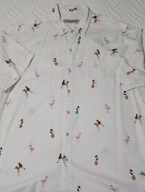 TOMMY BAHAMA XL  Button-Up seersucker Shirt